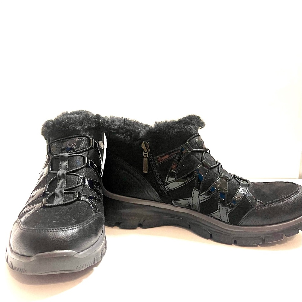 Sketchers Relaxed Fit Memory Foam Ankle Boot